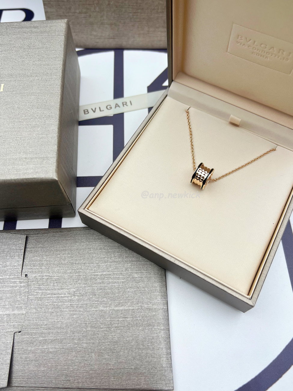 Bulgari Mini Dress Full Of Diamonds, Small Necklace (11) - www.newkick.vip